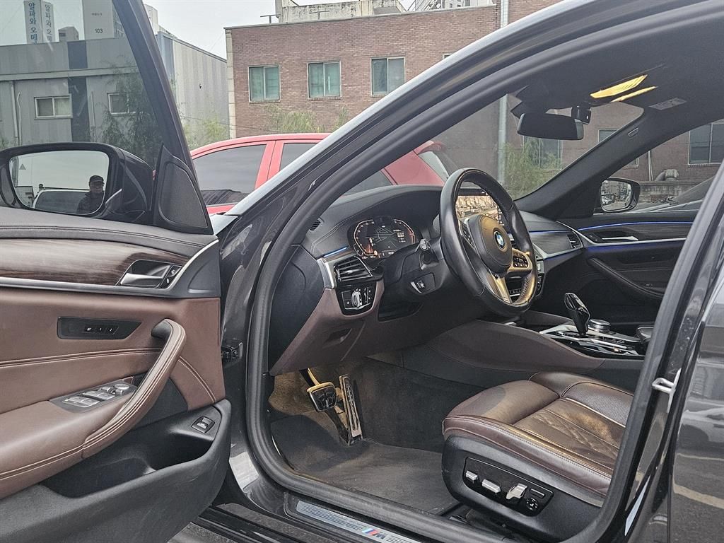 BMW 520d - 이미지 6