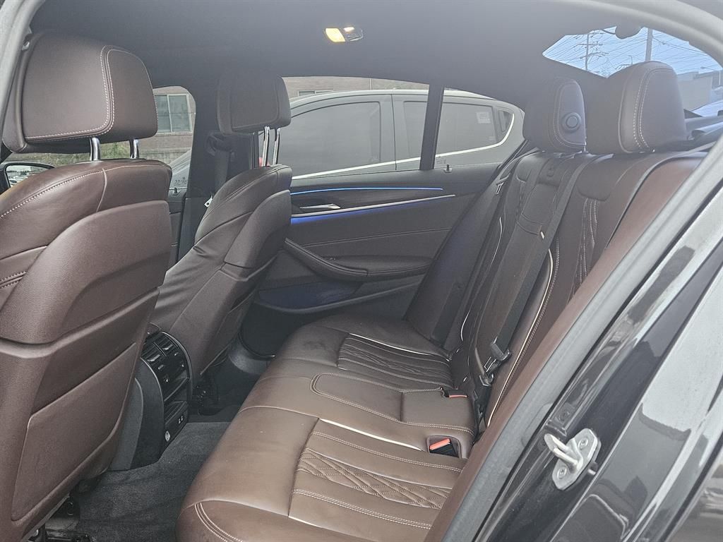 BMW 520d - 이미지 8