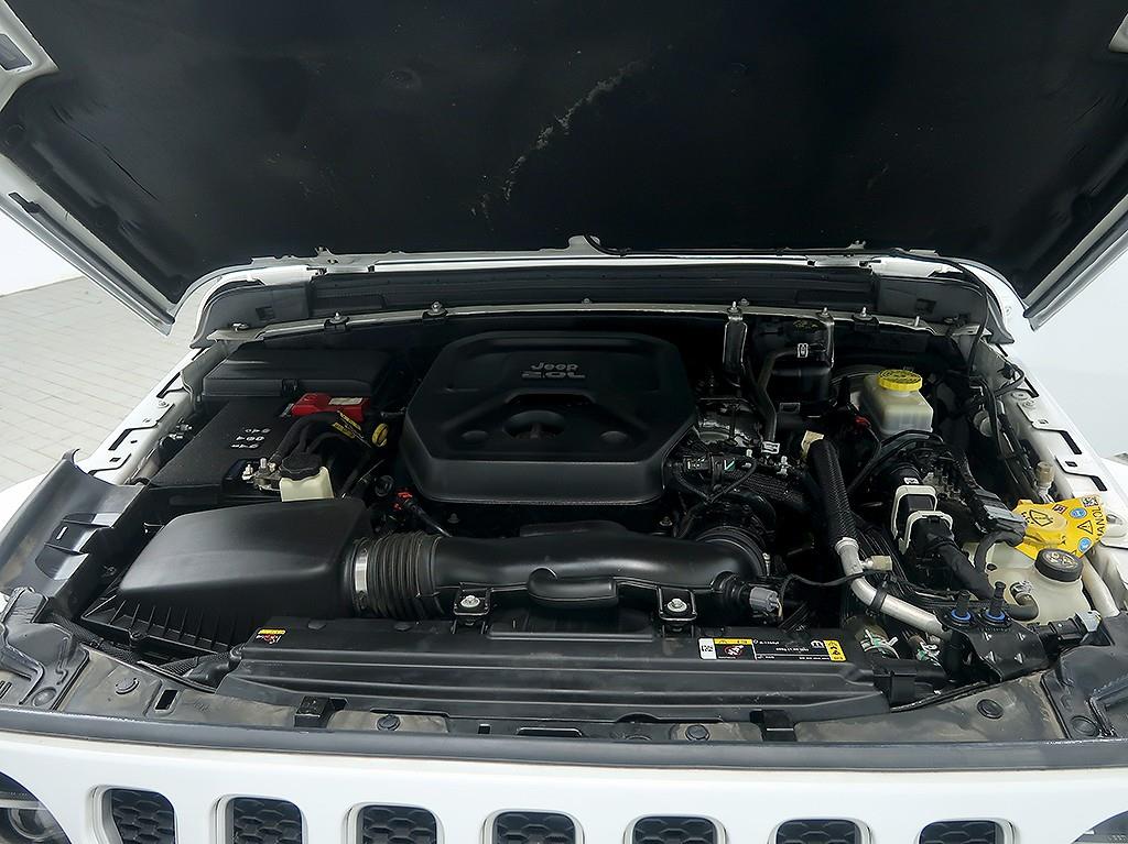 [지프]랭글러 (JL) 2.0 오버랜드 4도어 - 이미지 8