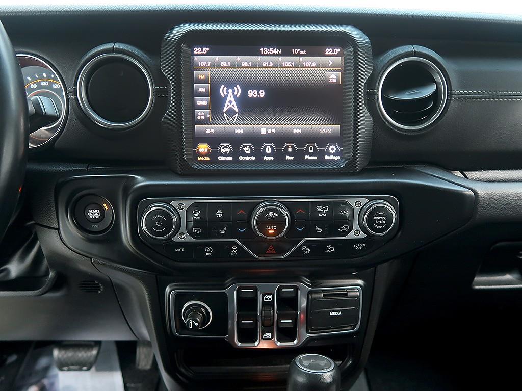 [지프]랭글러 (JL) 2.0 오버랜드 4도어 - 이미지 9