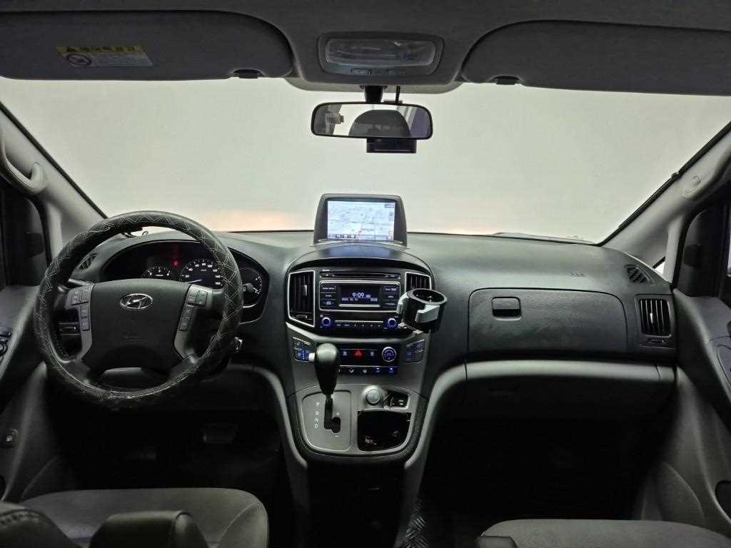 [현대]더 뉴 그랜드 스타렉스 4WD 웨건 11인승 모던       (11인승) - 이미지 7