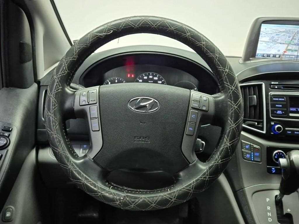 [현대]더 뉴 그랜드 스타렉스 4WD 웨건 11인승 모던       (11인승) - 이미지 9