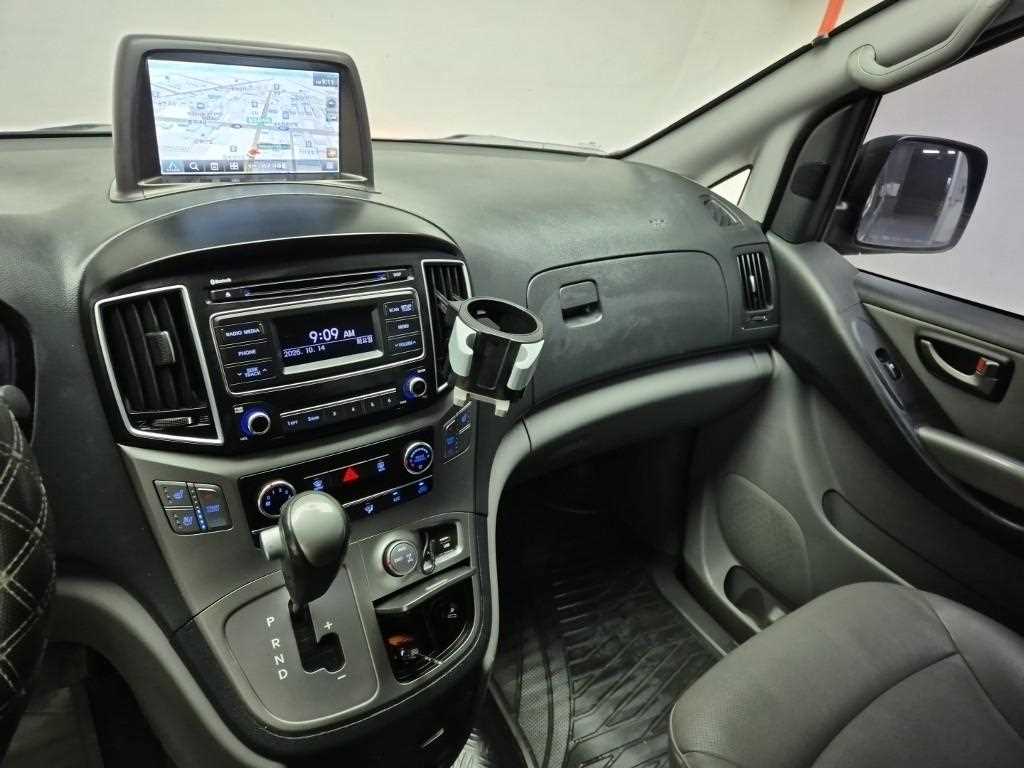 [현대]더 뉴 그랜드 스타렉스 4WD 웨건 11인승 모던       (11인승) - 이미지 10