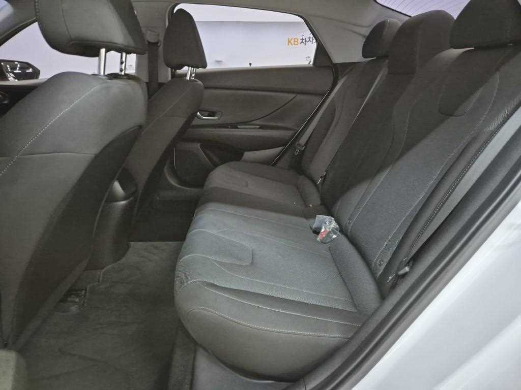 [현대]아반떼 (CN7) 1.6 스마트        (5인승) - 이미지 12