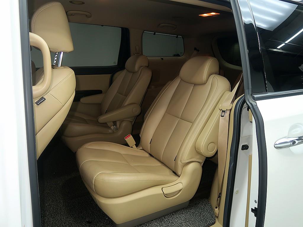 [기아] 더 뉴 카니발 가솔린 9인승 노블레스 스페셜 - 이미지 12