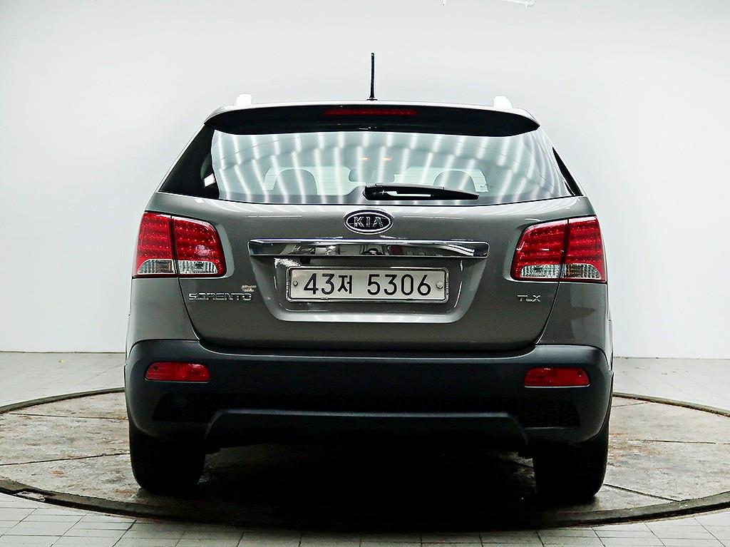 [기아] 쏘렌토R 디젤 2WD 2.0 TLX 최고급형 - 이미지 3