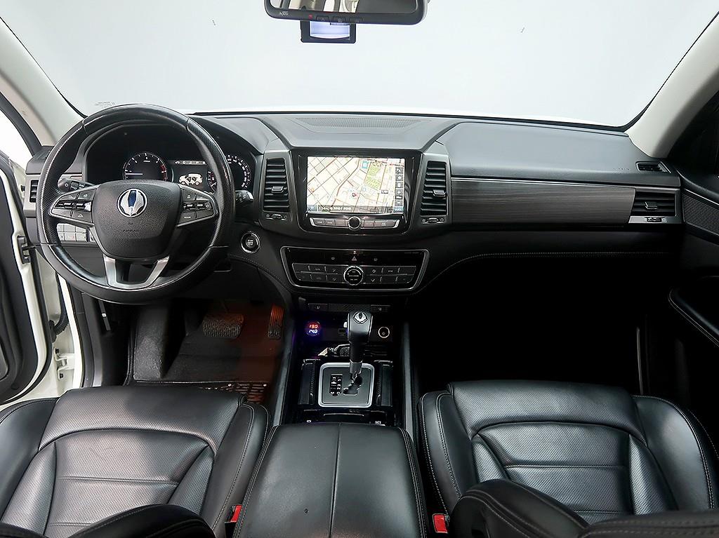 [KG모빌리티(쌍용)] G4렉스턴 디젤 2.2 2WD 마제스티 - 이미지 5