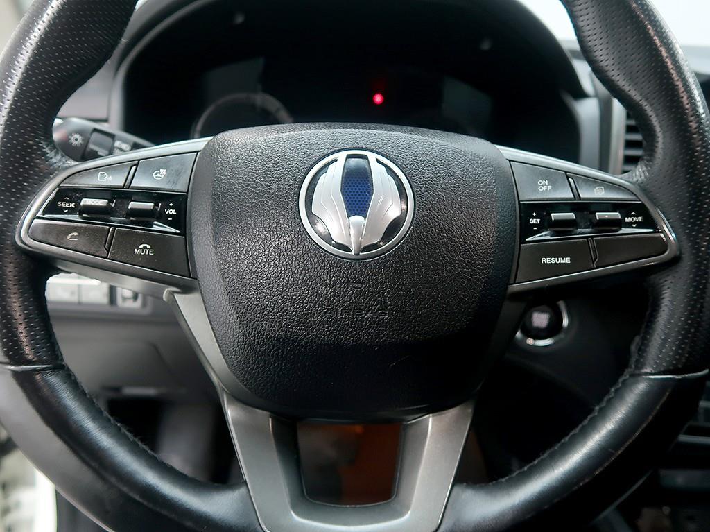 [KG모빌리티(쌍용)] G4렉스턴 디젤 2.2 2WD 마제스티 - 이미지 15