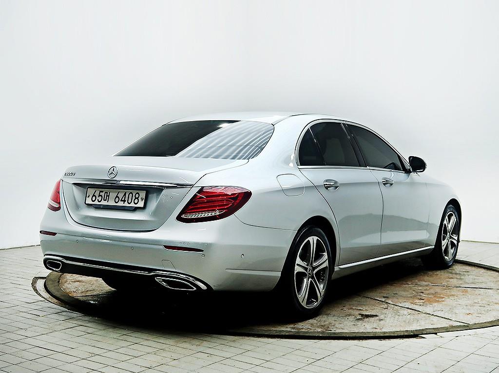 [벤츠] E-클래스 W213 E220d 아방가르드 - 이미지 4