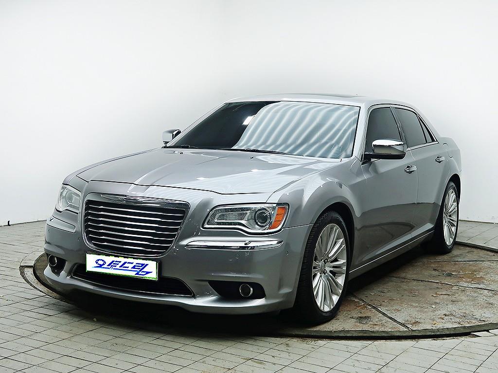 [크라이슬러] 더뉴300C 3.0 디젤 - 이미지 4