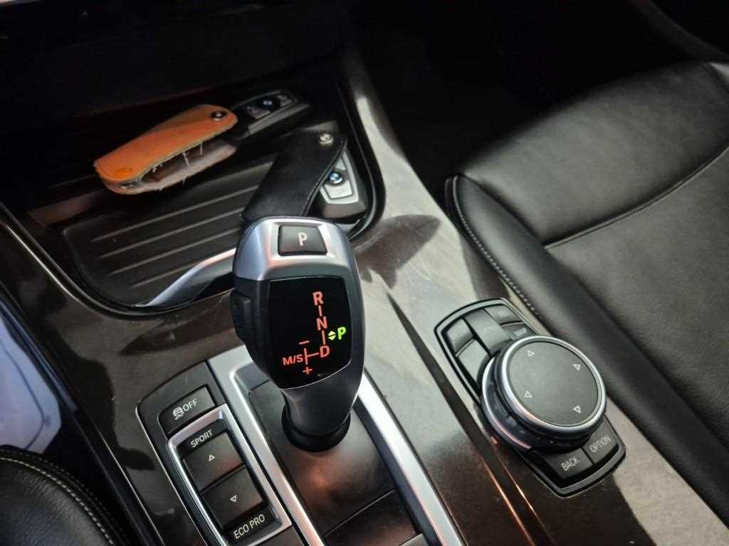 [BMW] X3 (F25) xDrive 20d xLine (5인승) - 이미지 8