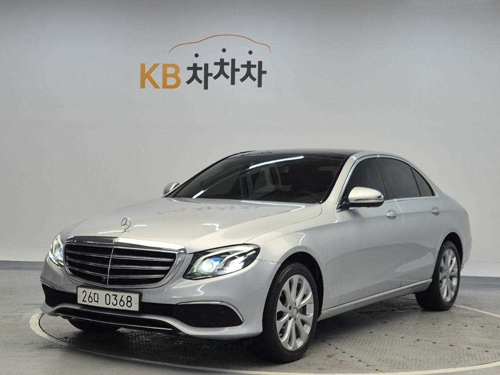 [벤츠] E-클래스 W213 E300e 4MATIC 익스클루시브