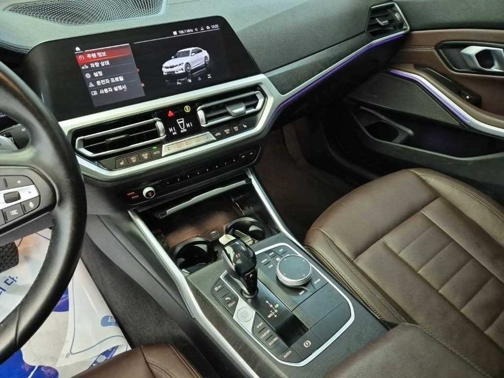 [BMW] 3시리즈 (G20) 320i 럭셔리 - 이미지 10