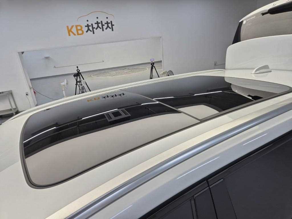 [볼보] V60 크로스 컨트리 2세대 2.0 B5 프로 AWD - 이미지 13