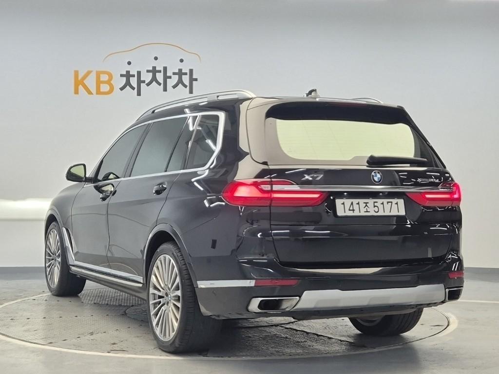 [BMW] X7 (G07) xDrive 30d 디자인 퓨어 엑셀런스 6인승 - 이미지 2