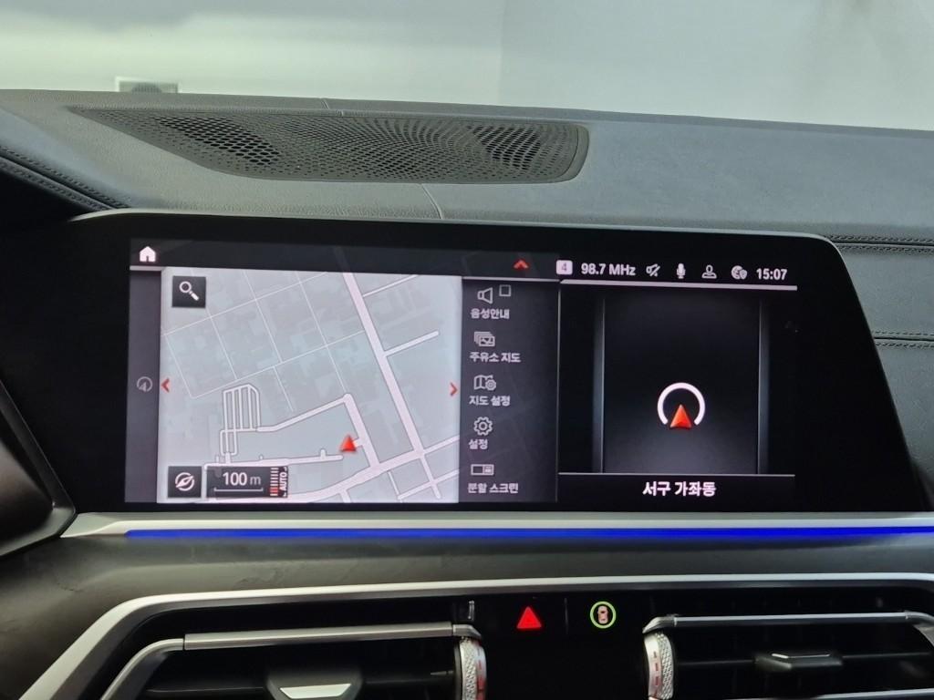 [BMW] X7 (G07) xDrive 30d 디자인 퓨어 엑셀런스 6인승 - 이미지 14