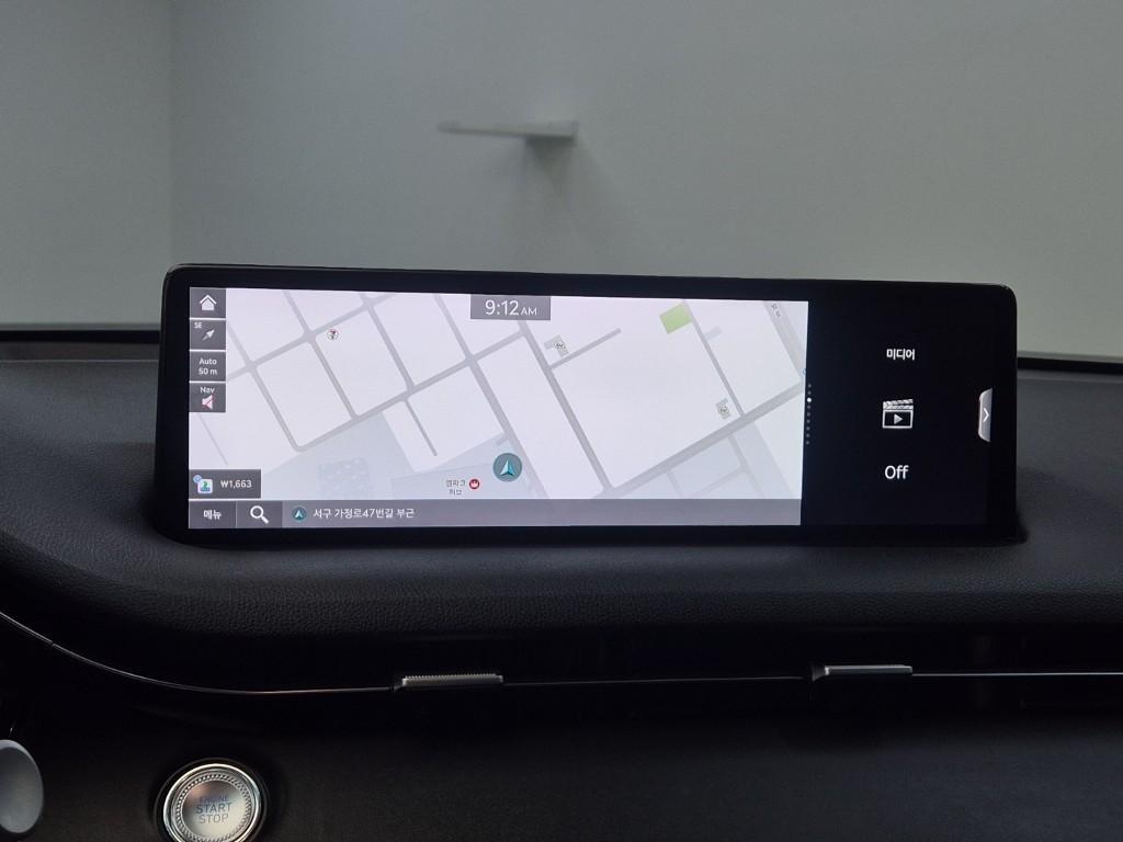 [제네시스] GV70 2.5T 가솔린 2WD 기본형 - 이미지 13