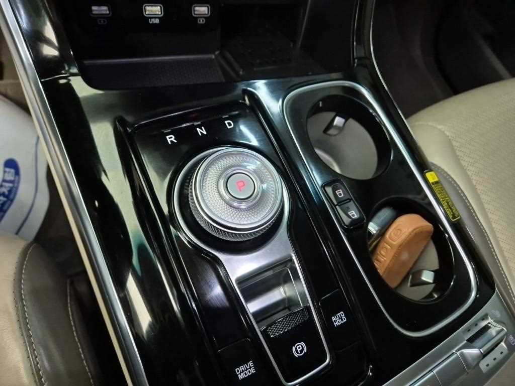 [기아] 카니발 4세대 가솔린 9인승 하이리무진 시그니처 - 이미지 8