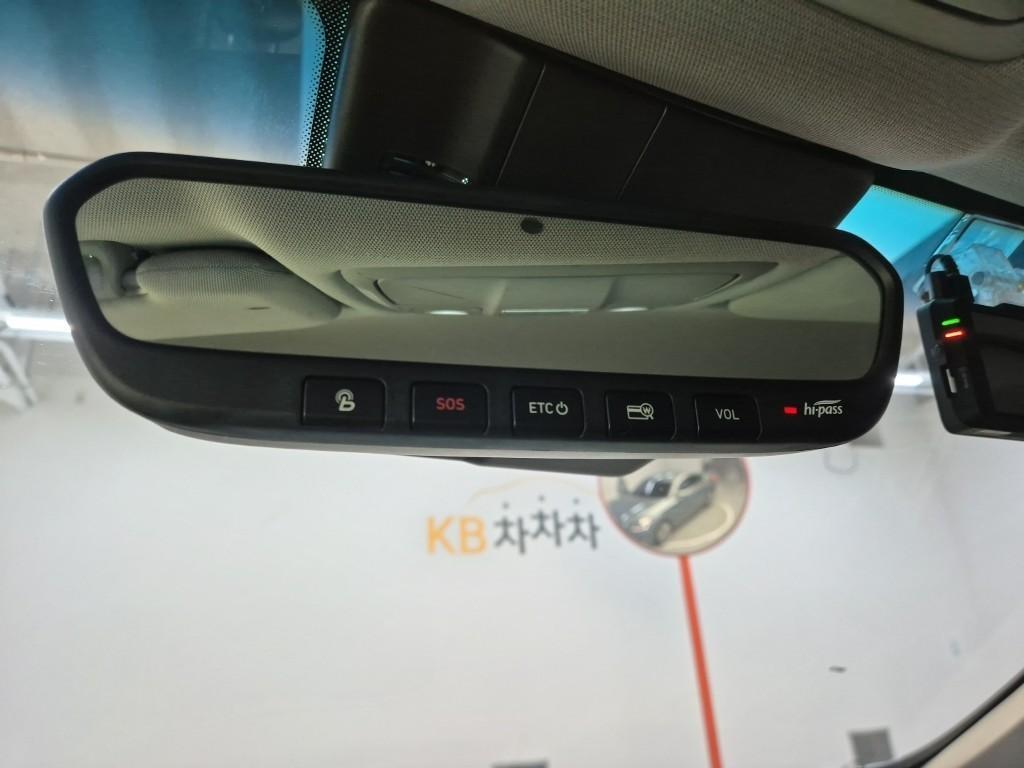 [제네시스] G80 3.3 GDI AWD 프리미엄 럭셔리 - 이미지 17