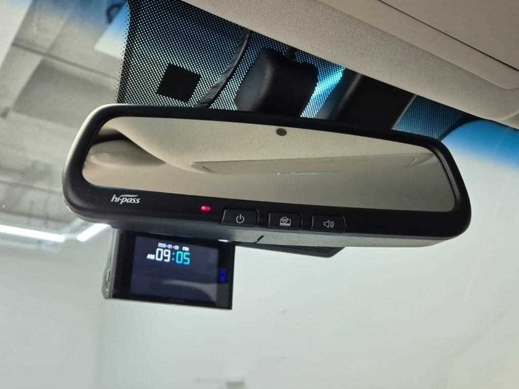 [KG모빌리티(쌍용)] G4렉스턴 디젤 2.2 4WD 유라시아 에디션 (5인승) - 이미지 15