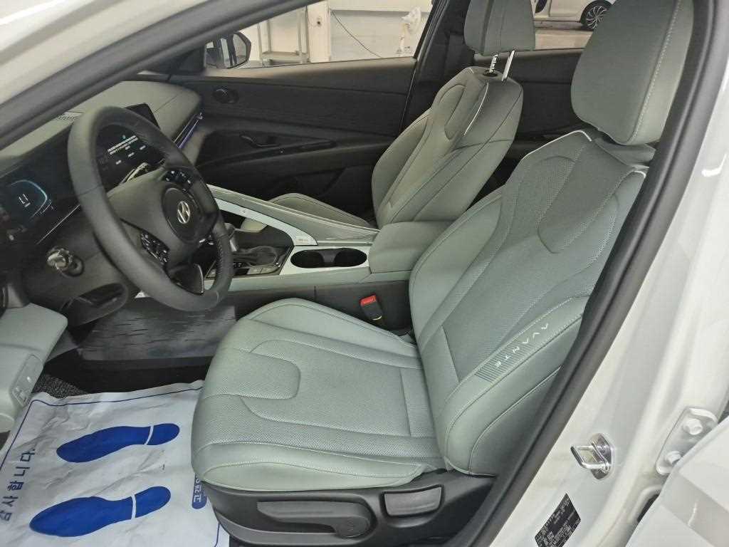 [현대] 더 뉴 아반떼 (CN7) 1.6 가솔린 모던 - 이미지 11