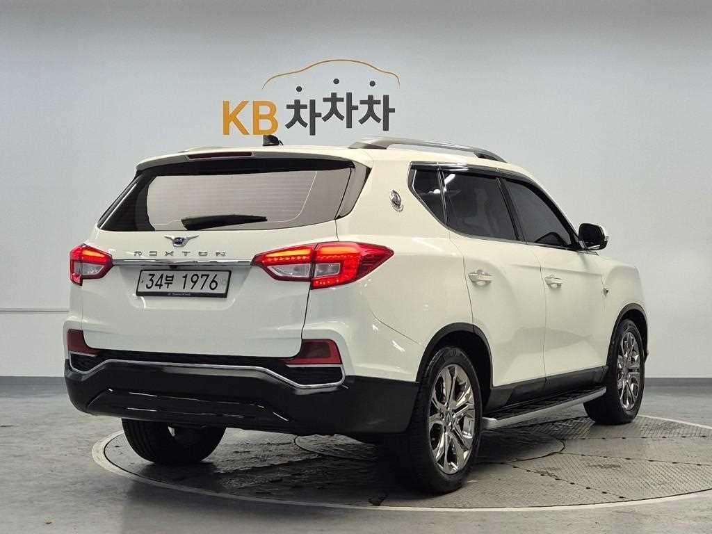 [KG모빌리티(쌍용)] G4렉스턴 디젤 2.2 4WD 유라시아 에디션 (7인승) - 이미지 3