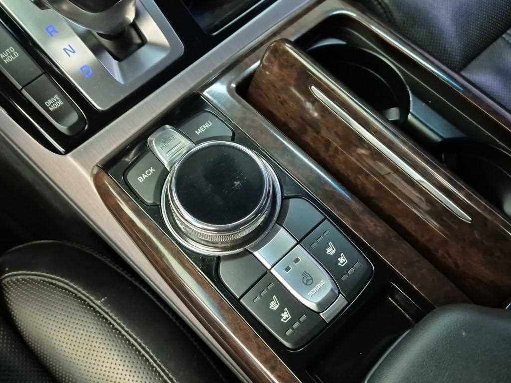 [제네시스] EQ900 3.3 T-GDI AWD 럭셔리       (5인승) - 이미지 16