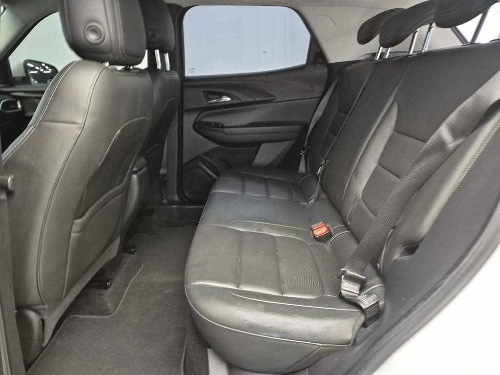 [쉐보레] 트레일블레이저 2WD 1.3 터보 가솔린 프리미어 - 이미지 12