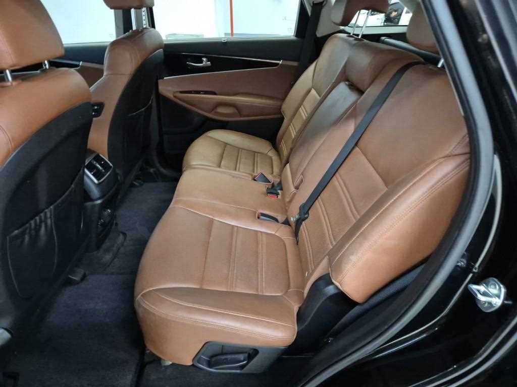 [기아] 더 뉴 쏘렌토 디젤 2.0 2WD 노블레스 - 이미지 12