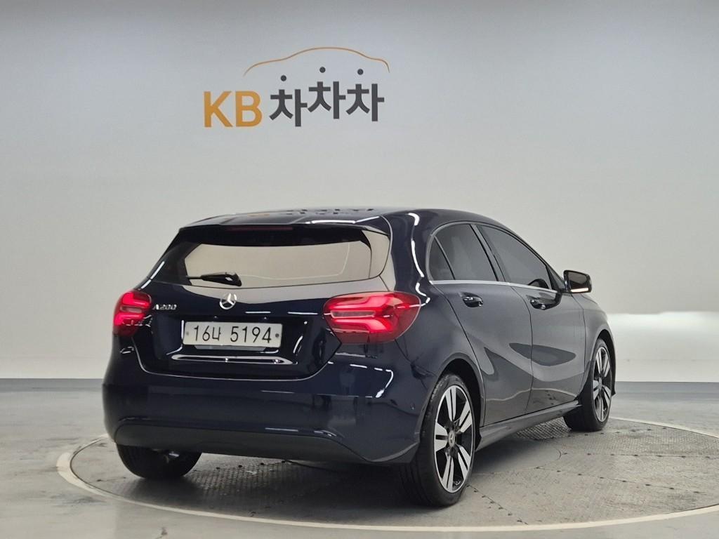 [벤츠] A클래스 W176 A200 - 이미지 4