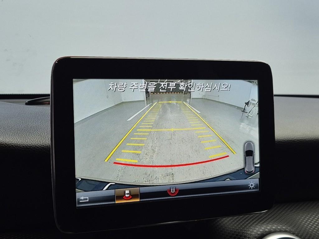 [벤츠] A클래스 W176 A200 - 이미지 13