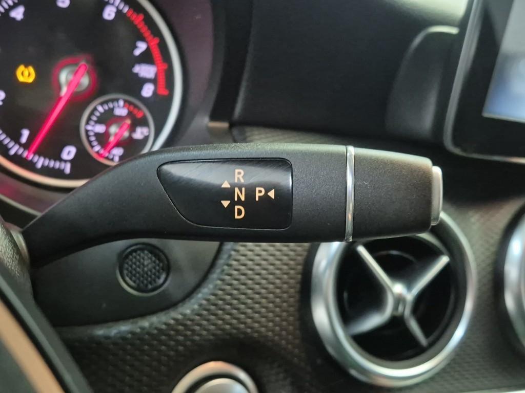 [벤츠] A클래스 W176 A200 - 이미지 11