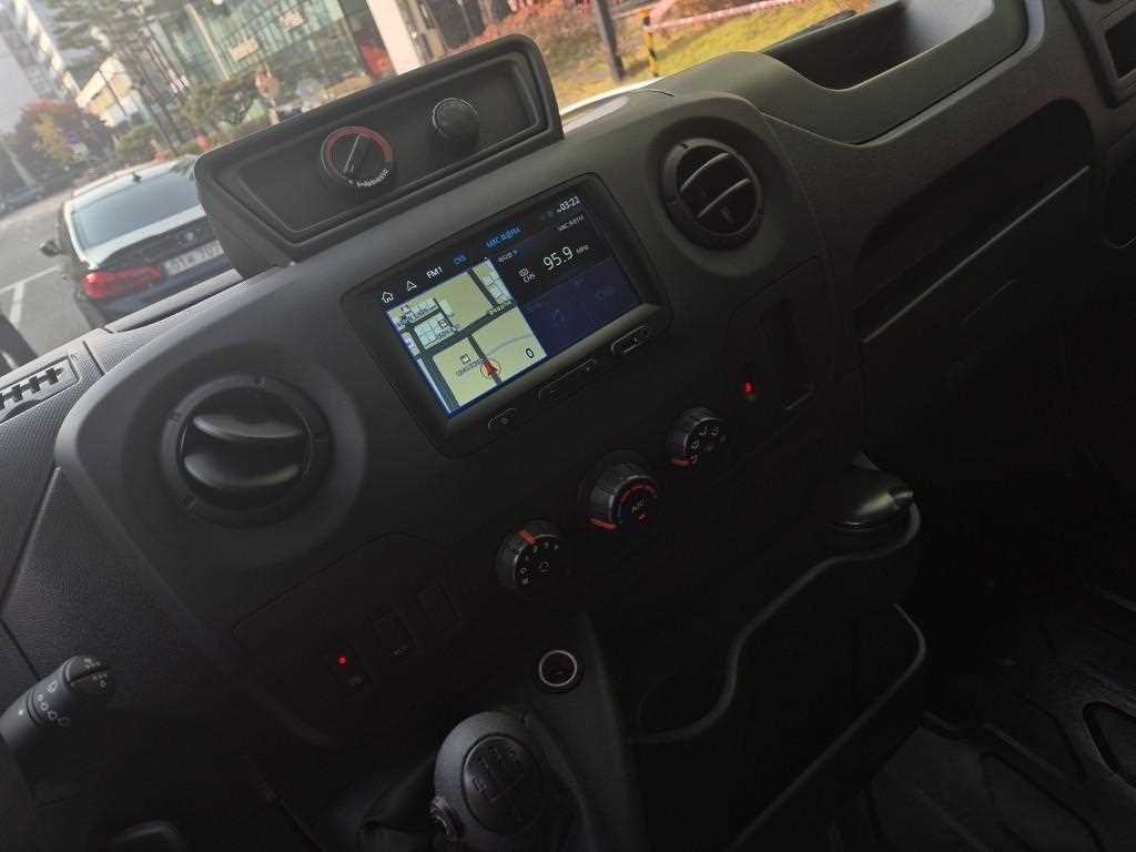 [르노코리아(삼성)] 마스터 버스 2.3 13인승 - 이미지 10