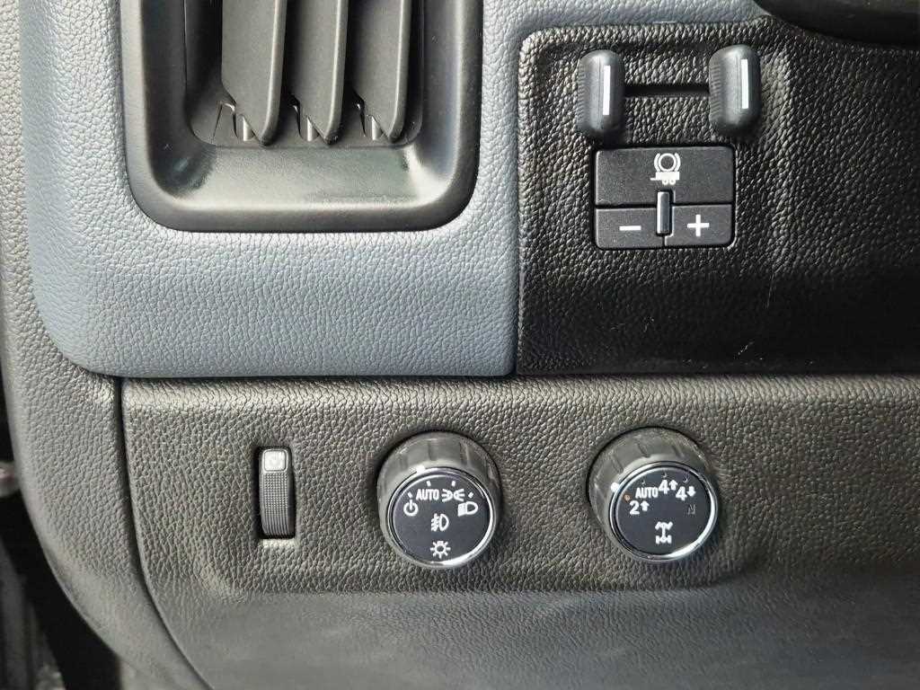 [쉐보레] 리얼 뉴 콜로라도 3.6 익스트림 4WD (5인승) - 이미지 17