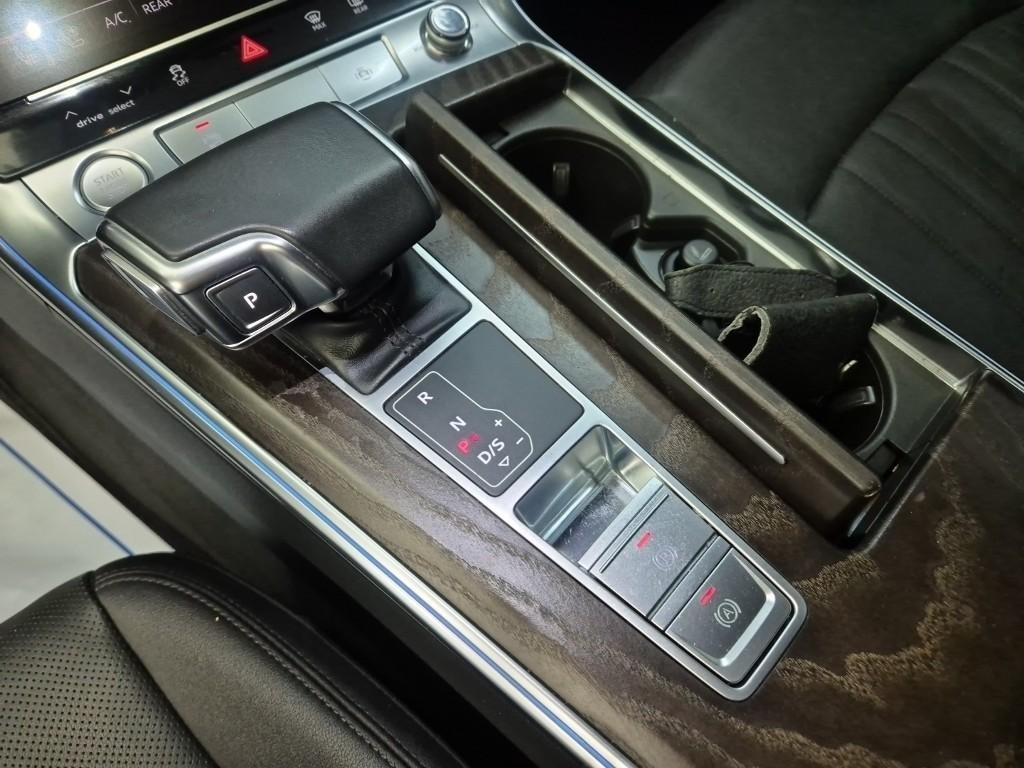 [아우디] A6 (C8) 45 TFSI 콰트로 프리미엄 - 이미지 13