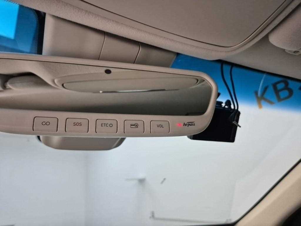 [제네시스] G90 3.8 GDI AWD 프리미엄 럭셔리 - 이미지 17