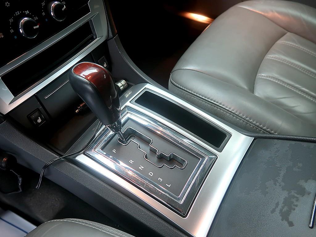 [크라이슬러] 300C 3.5 - 이미지 10