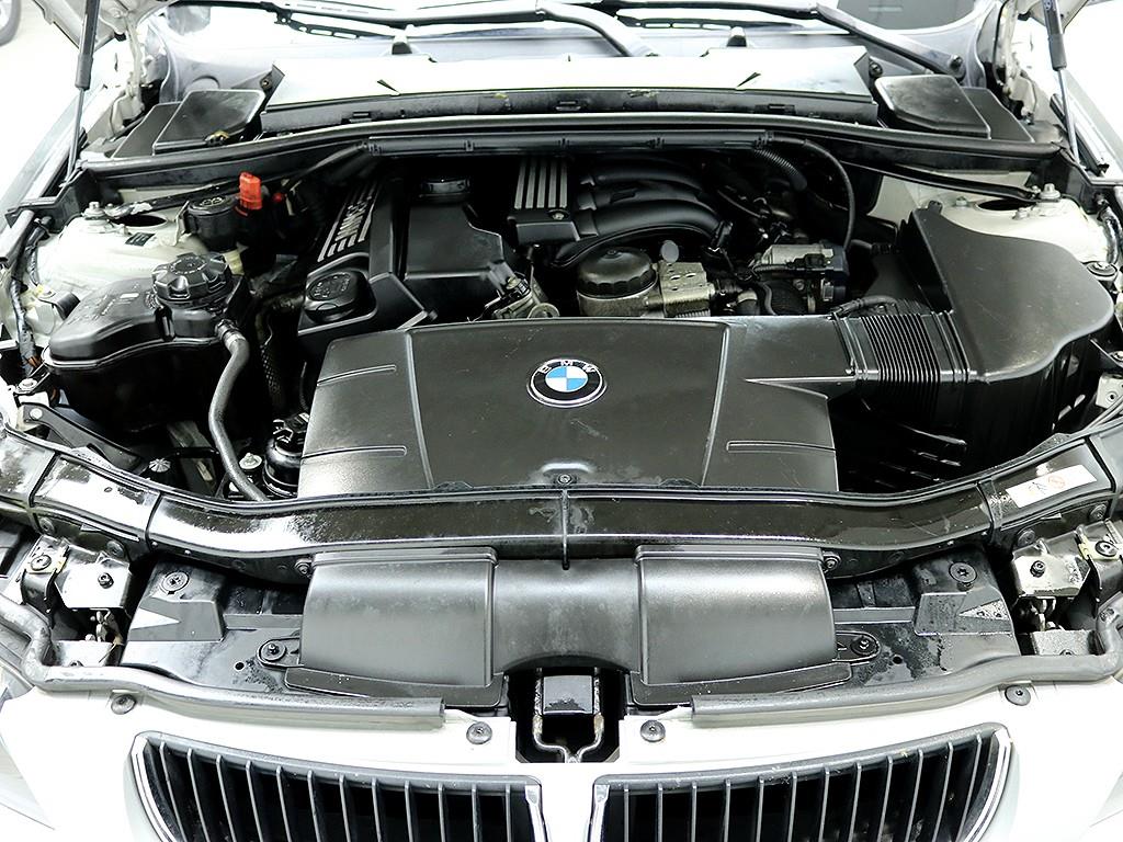 [BMW] 3시리즈 (E90) 320i 세단 - 이미지 7