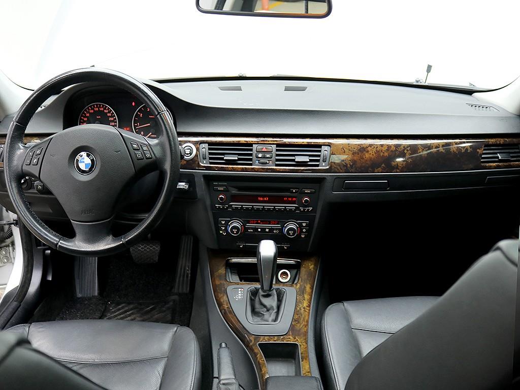 [BMW] 3시리즈 (E90) 320i 세단 - 이미지 5