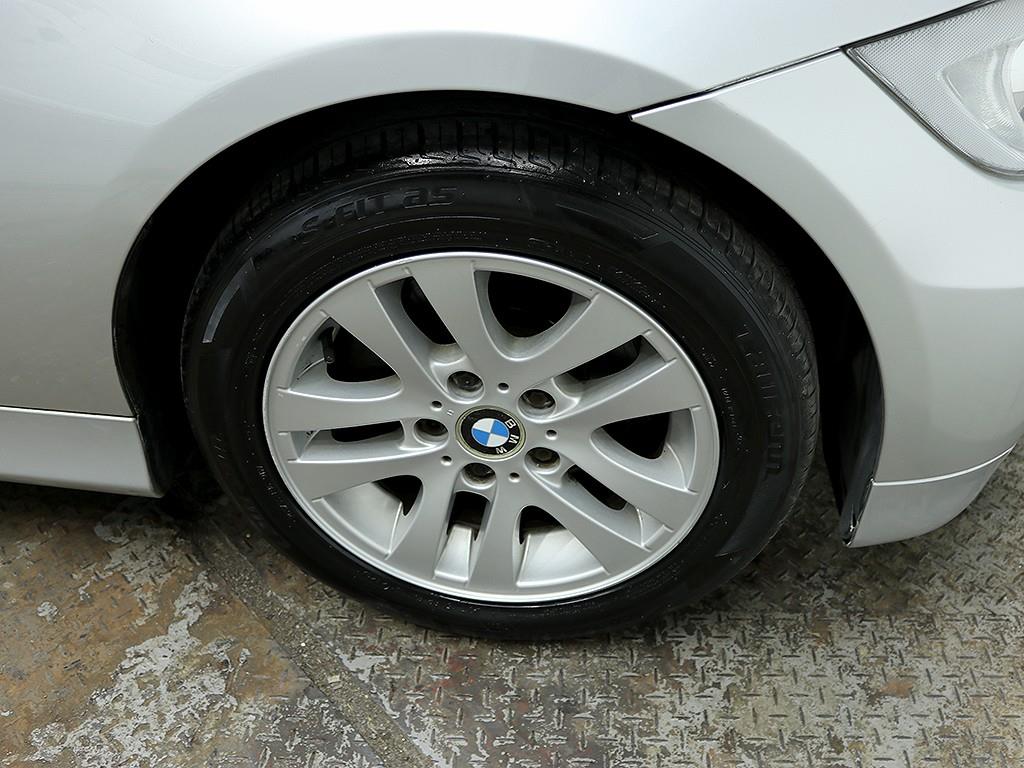 [BMW] 3시리즈 (E90) 320i 세단 - 이미지 8