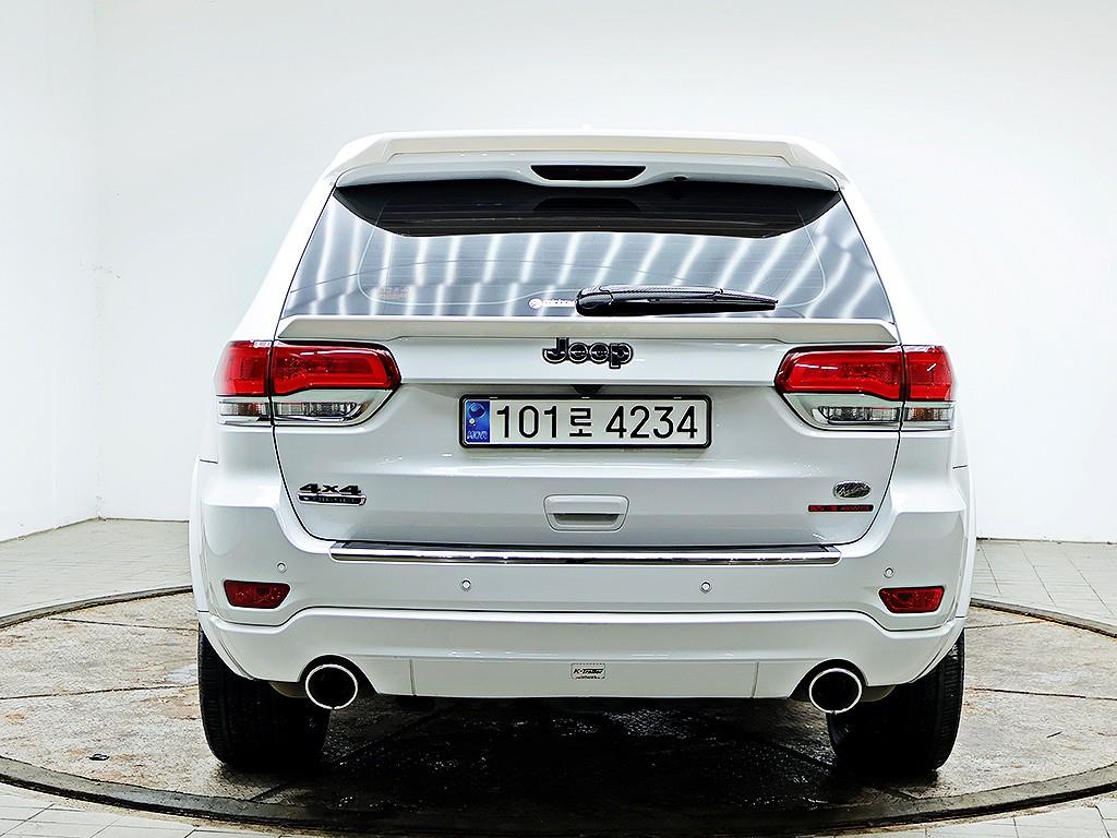 [지프] 그랜드 체로키 3.0 디젤 오버랜드 WK2 - 이미지 3