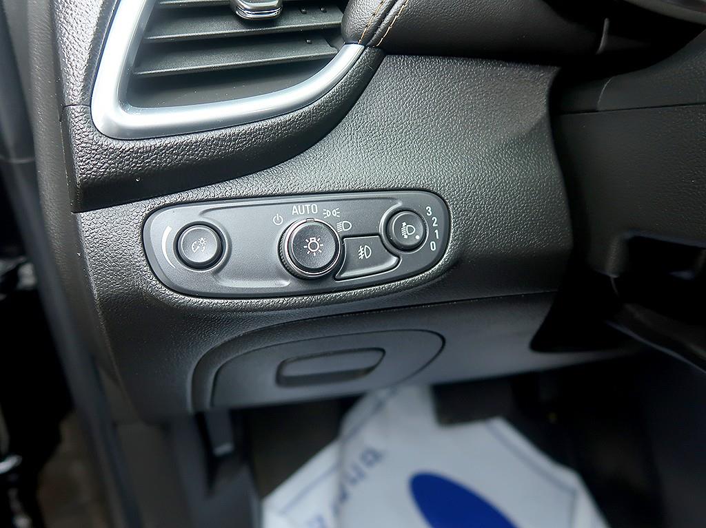 [쉐보레] 더뉴트랙스 가솔린 1.4 레드라인 코어 - 이미지 18