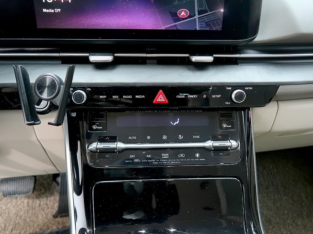 [기아] 카니발 4세대 디젤 9인승 시그니처 - 이미지 9