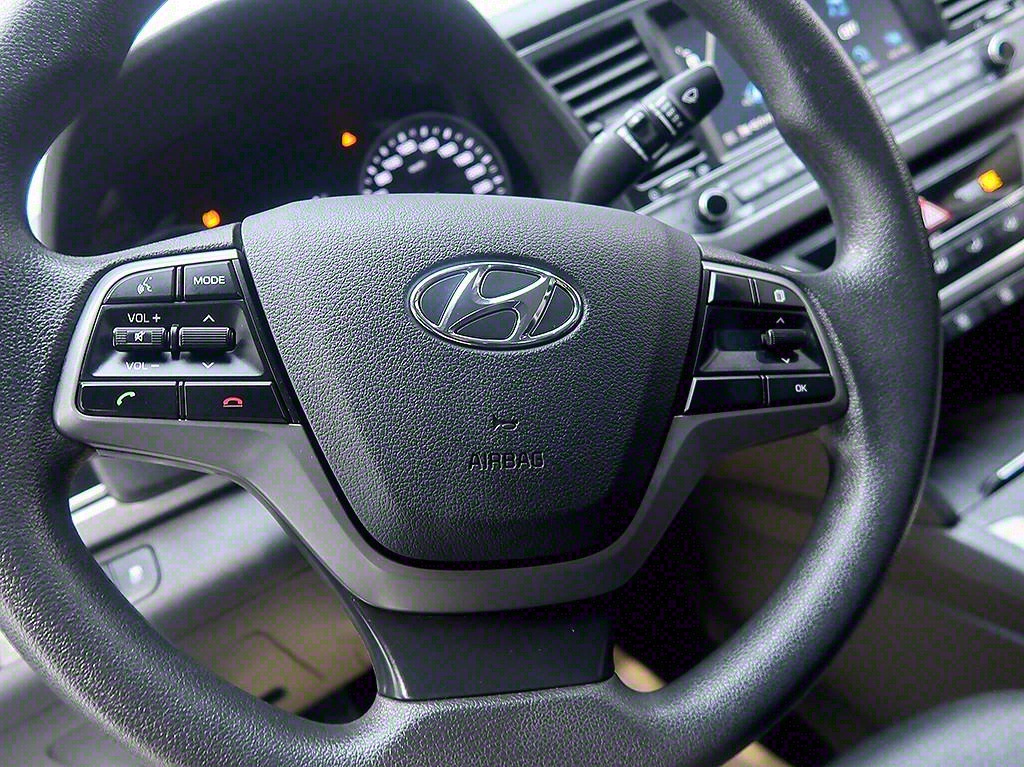 [현대] 아반떼 AD 1.6 GDI 밸류 플러스 - 이미지 18