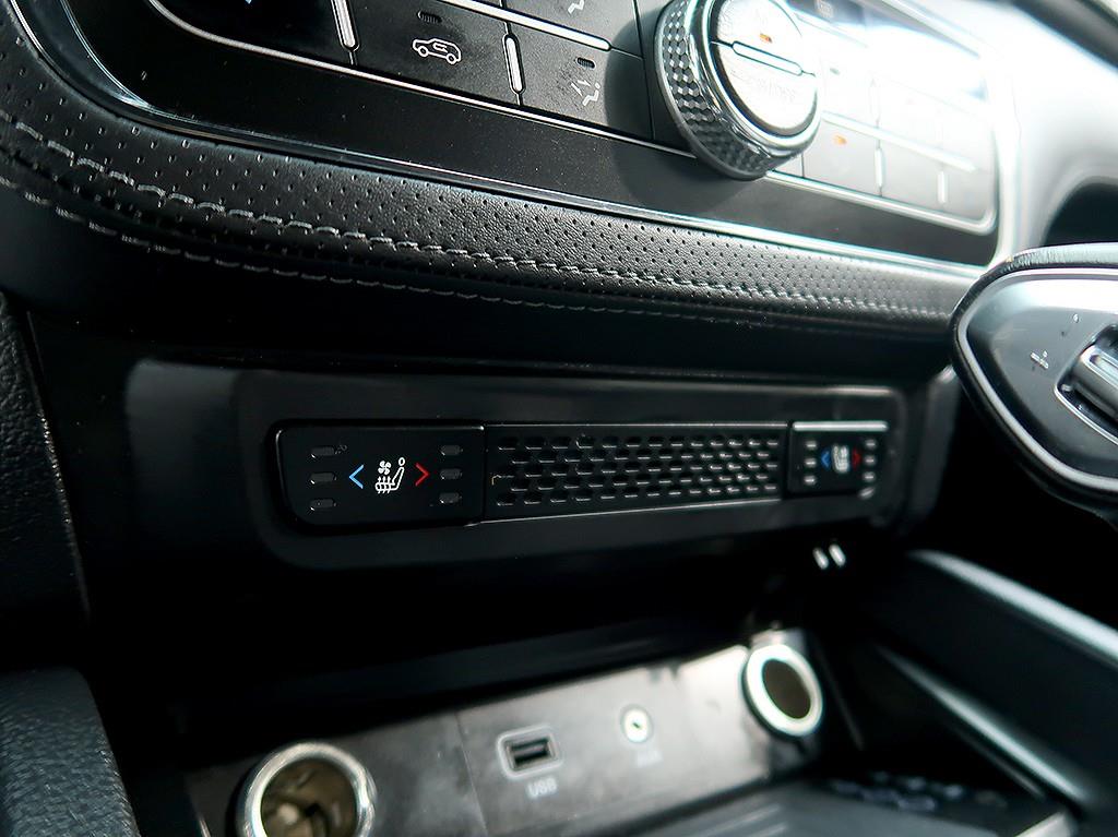 [KG모빌리티(쌍용)] 더 뉴 렉스턴 스포츠 칸 디젤 2.2 4WD 프레스티지 - 이미지 17