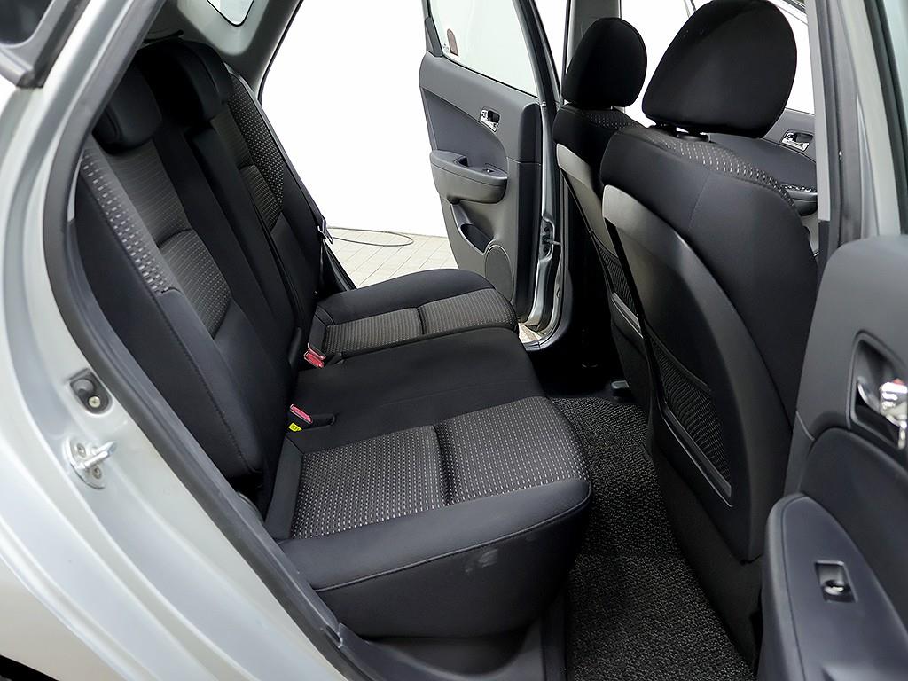 [현대] i30 1.6 VVT 럭셔리 - 이미지 12