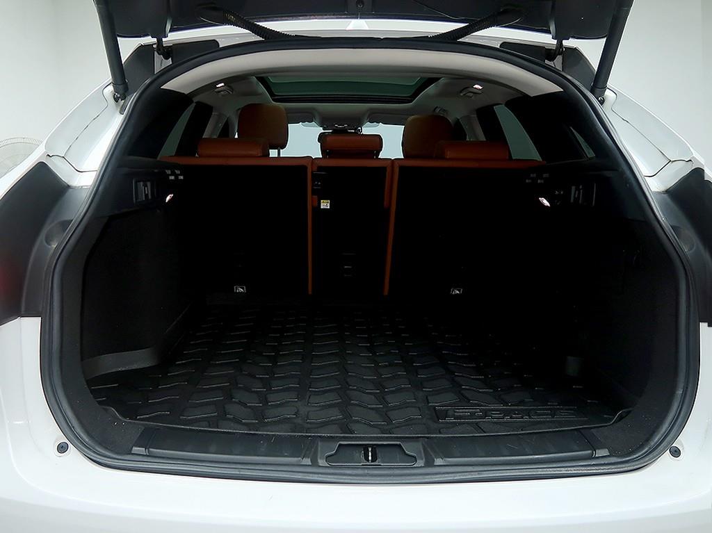 [재규어] F-PACE 20d 포트폴리오 (5인승) - 이미지 14
