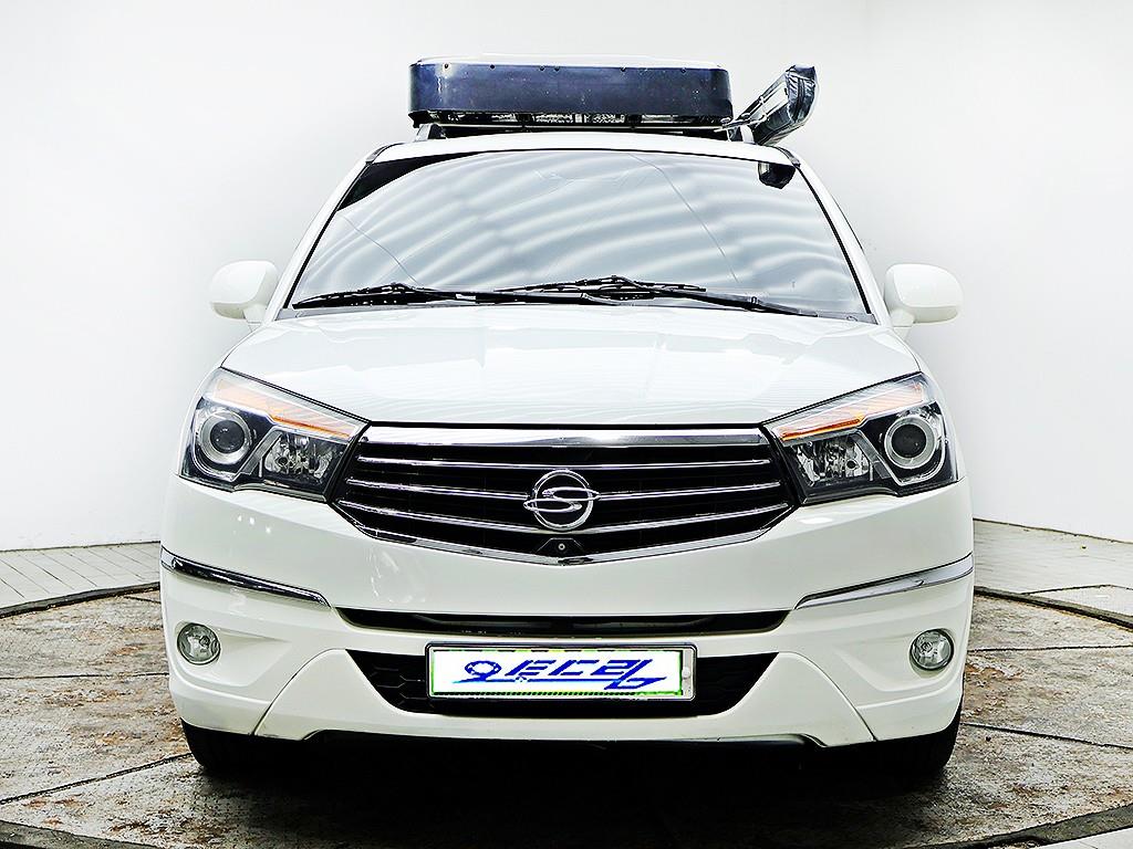 [KG모빌리티(쌍용)] 코란도투리스모 4WD TX 9인승