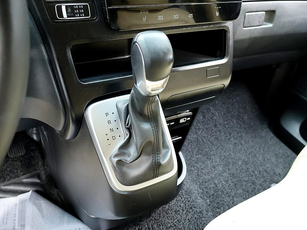 [현대] 스타리아 4WD 디젤 투어러 모던 9인승 - 이미지 10