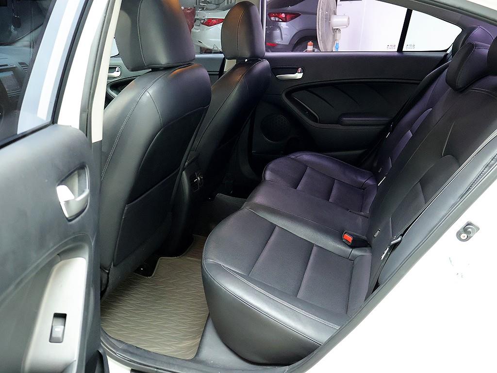 [기아] K3 1.6 GDI 트렌디 - 이미지 12